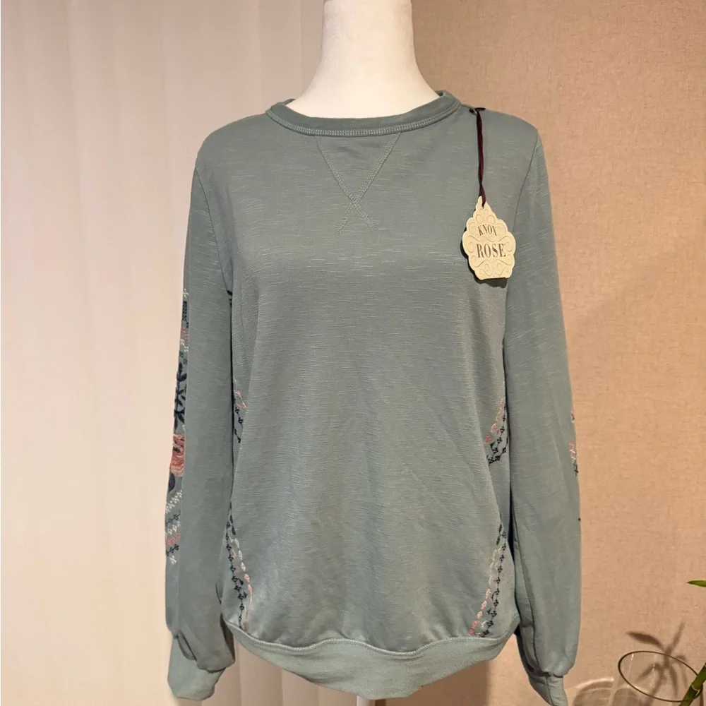 Knox Rose Teal Sweatshirt with Embroidered Sleeves - Picture 2 of 8